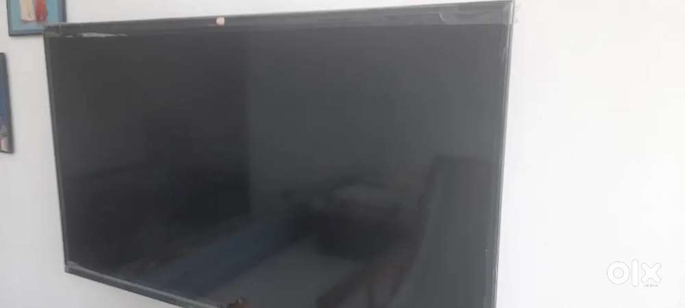 Impex 55 inches TV with Philips 5 channel Home Theater