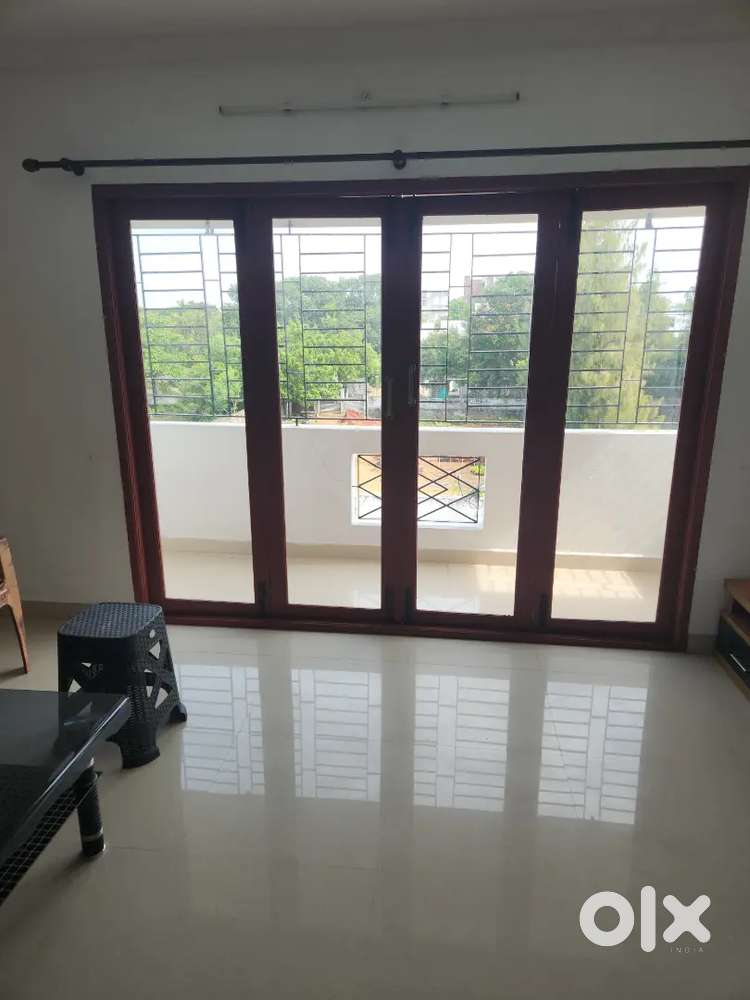 Looking for roommates in fully furnished 3bhk