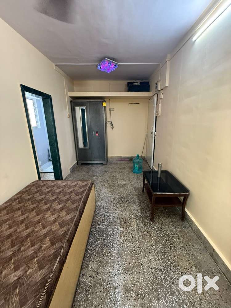 1RK Semi Furnished Flat Available On Rent Immediately Rent 19k Dep 40k