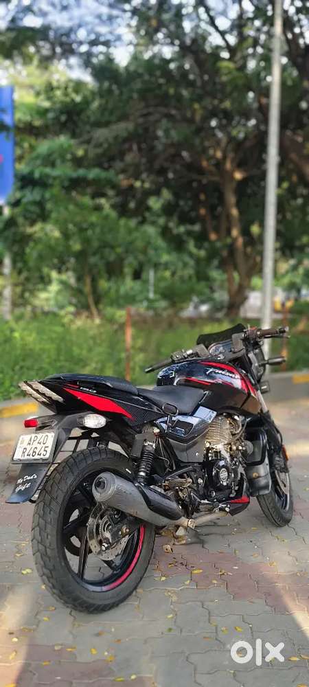 Bajaj pulsar 150cc