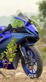 Yamaha R15 v4