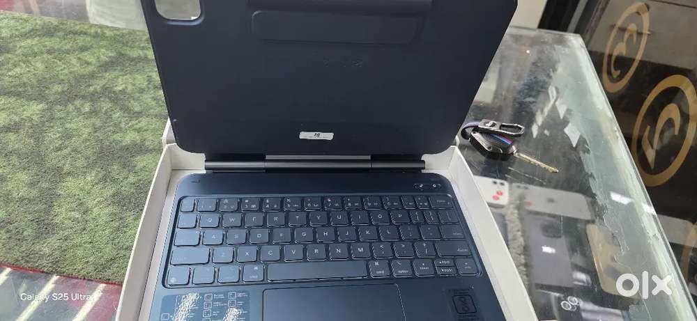 iPad Pro (M4) 11 - 2024, Magic Keyboard