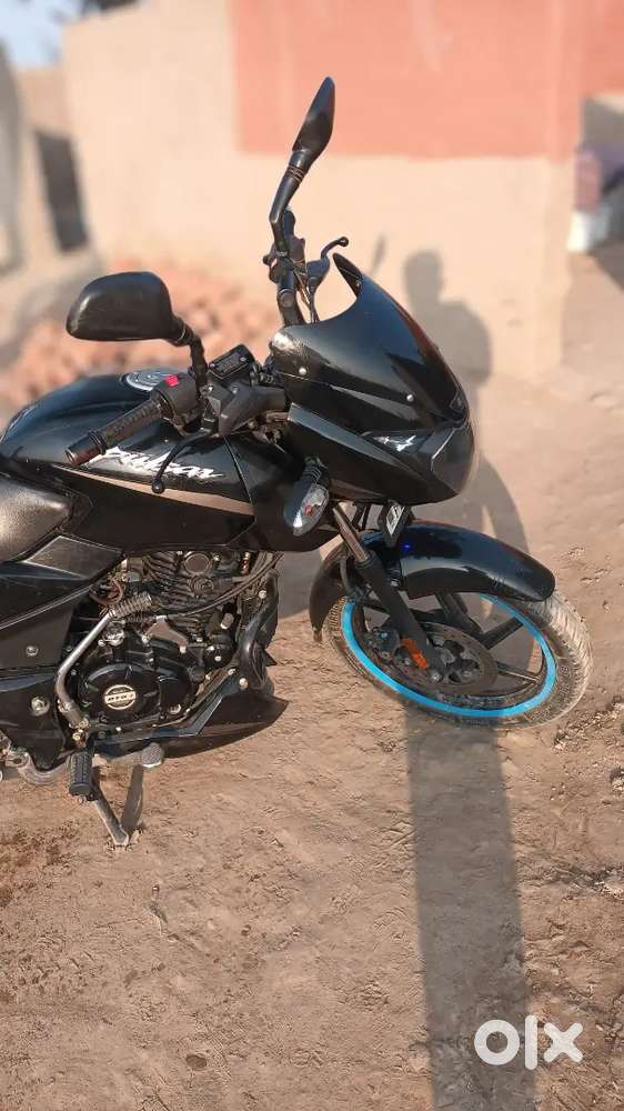 Urgent sale. First owne    5 sal da insurance all documents completed