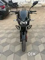BAJAJ PULSAR 150