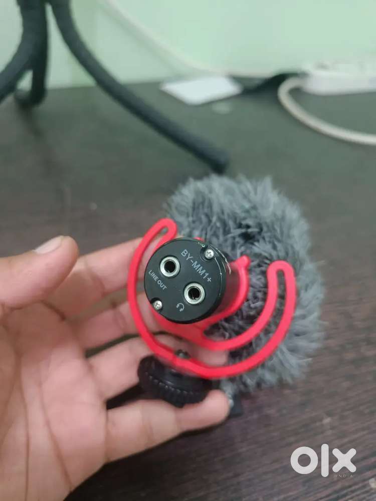 Boya MM1+ mic & Ulanzi Mt 11 flexible Tripod