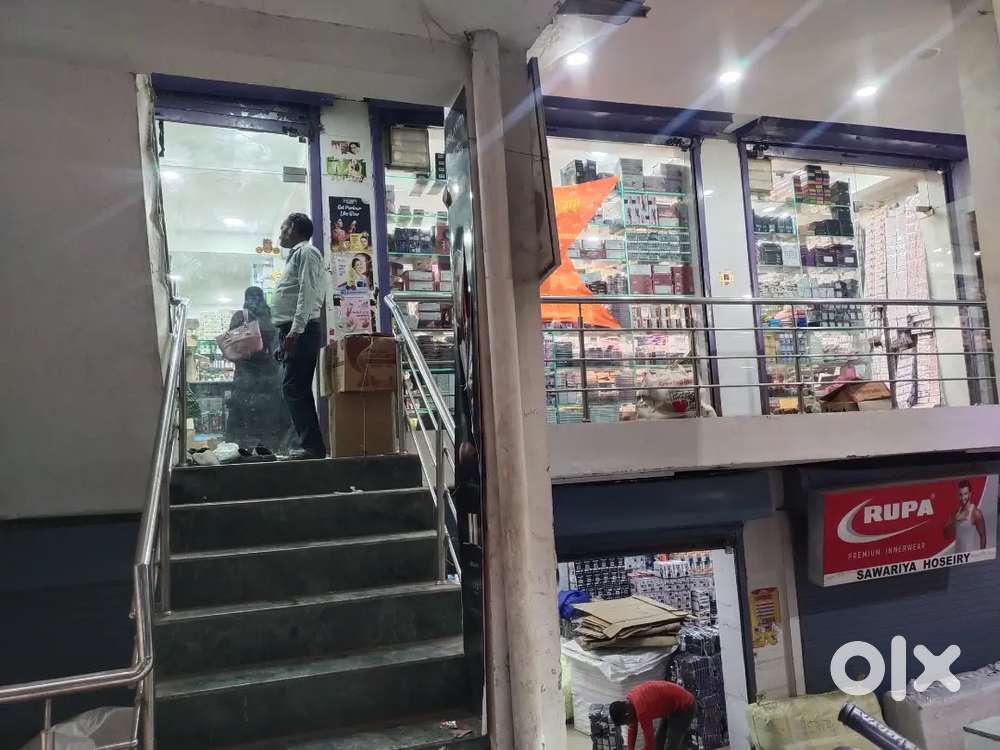 shop for sale in yahiganj