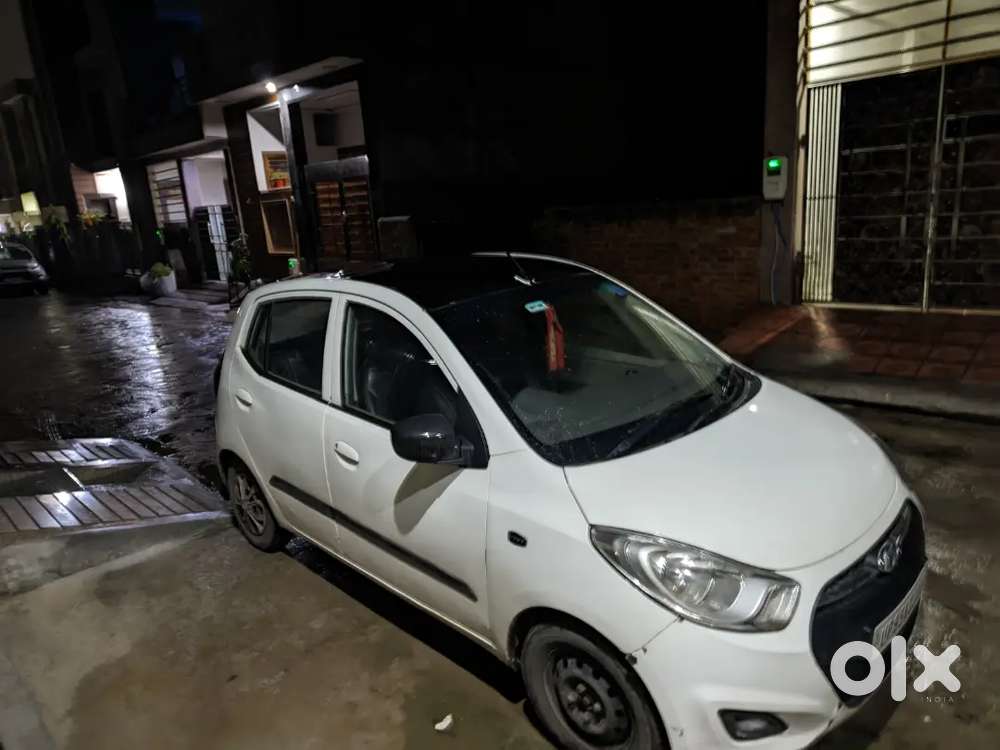 Hyundai i10 2012 CNG & Hybrids 88000 Km Driven