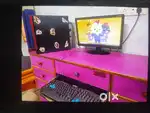 COMPUTER WITH KEYBOARD