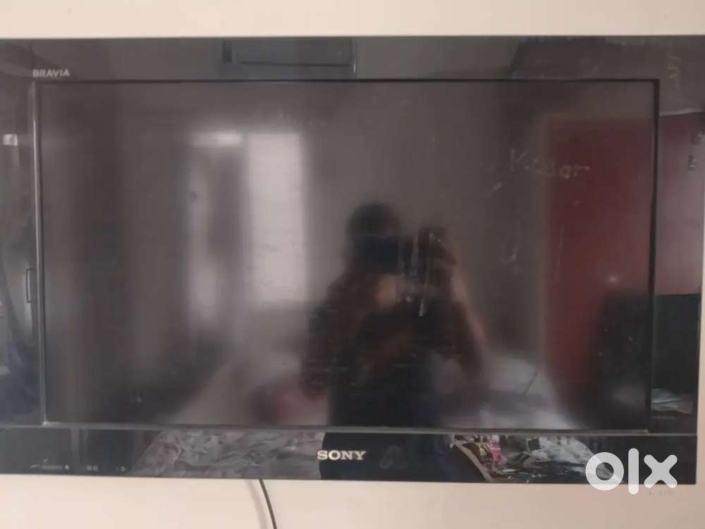 SONY BRAVIA LCD TV