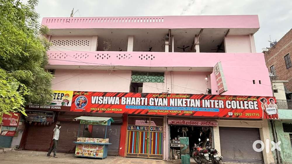 (OWNER)PRIME LOCATION MAIN AREA GOVIND NAGAR DBS COLLEGE ROAD KANPUR