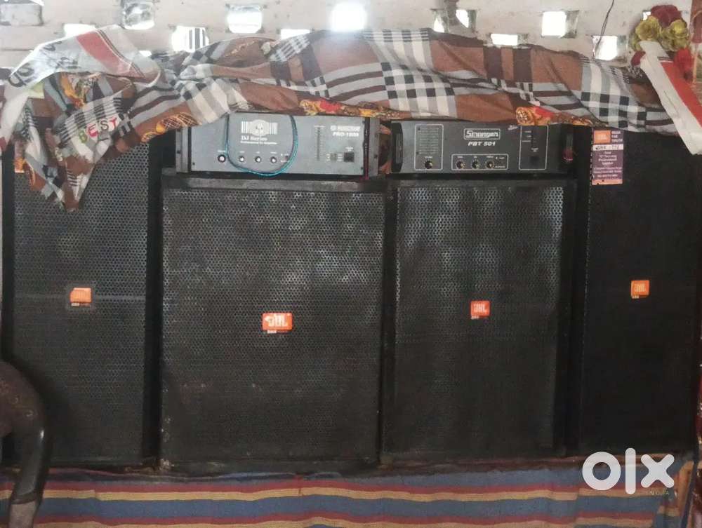 DJ set amplifier 70000 price pura set