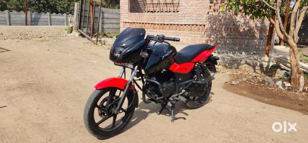 Bajaj Pulsar 150