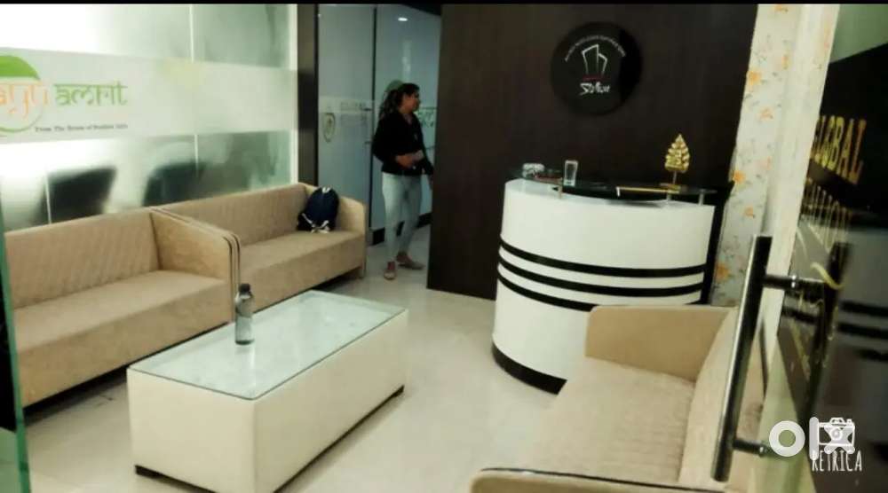 1320 sf Full furnished office space