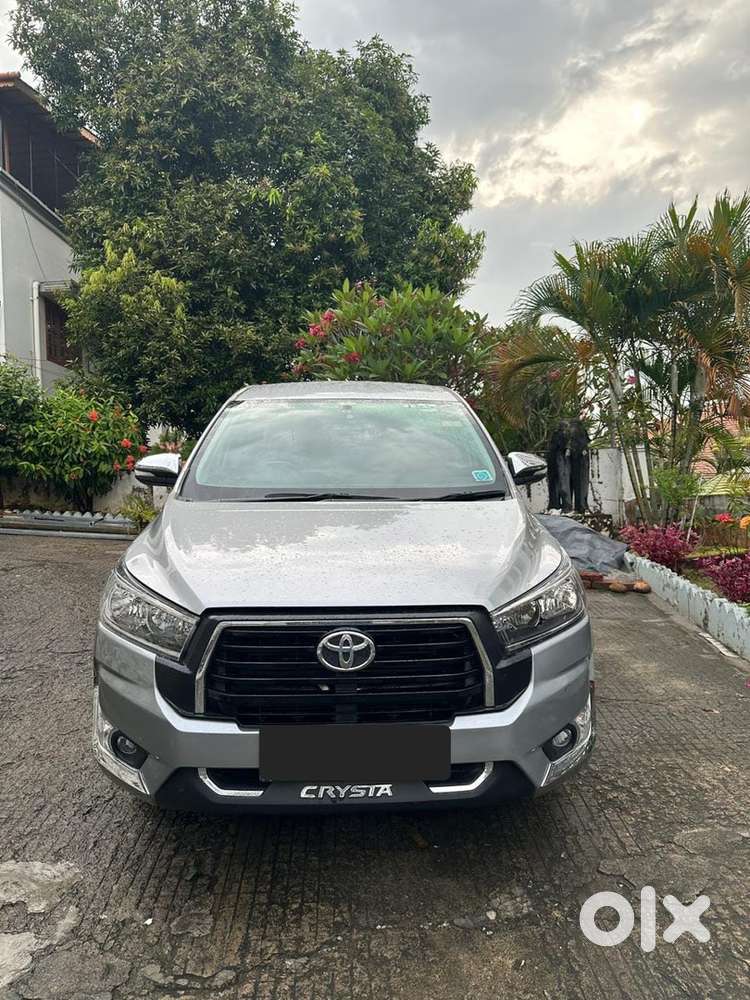 Toyota Innova Crysta 2017 Diesel Well Maintained