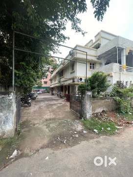 Available  4bhk Row house for sale