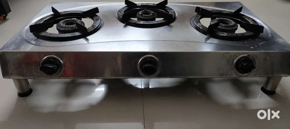 3 Burner Gas stove S. S.
