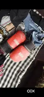 It's boxing  gloves very good condition