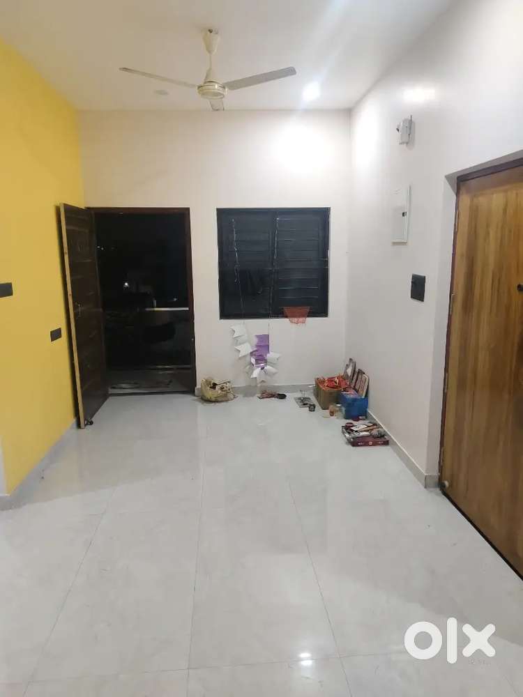 Room have everything. Your took yr prsnl bad. Hv to cook yourself.