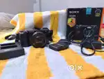 Sony6400 with 3 battary with charger