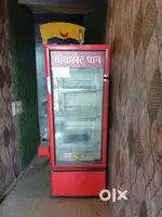 ग्लास डोअर फ्रिज विकणे आहे