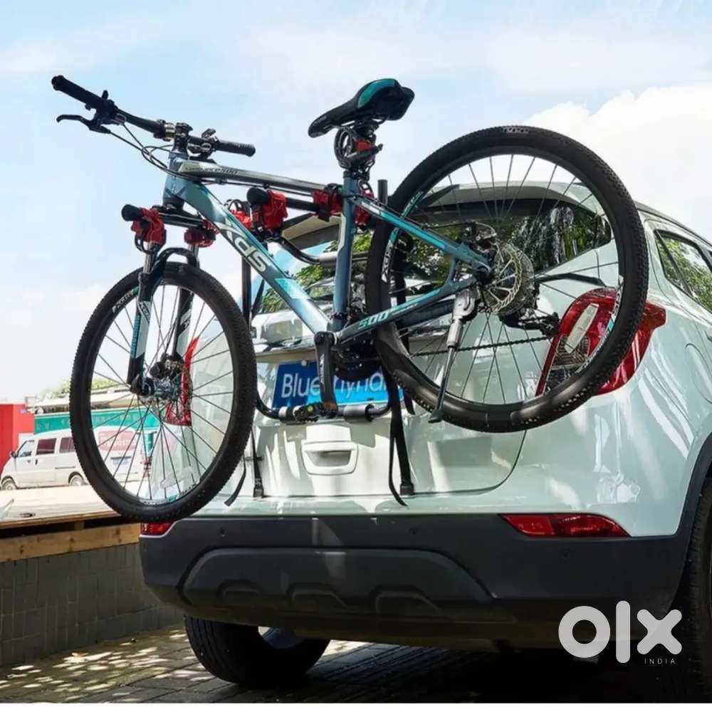 Brand New Condition 3 Cycle Car Rack