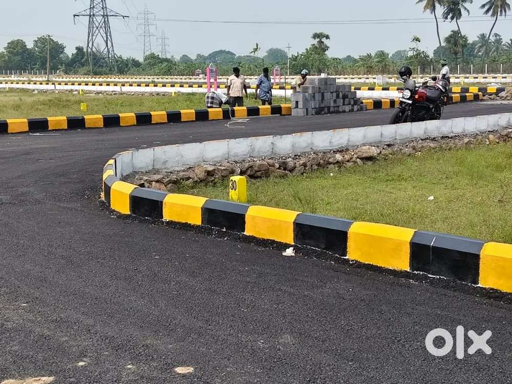 On 60 ft road commercial plots for sale