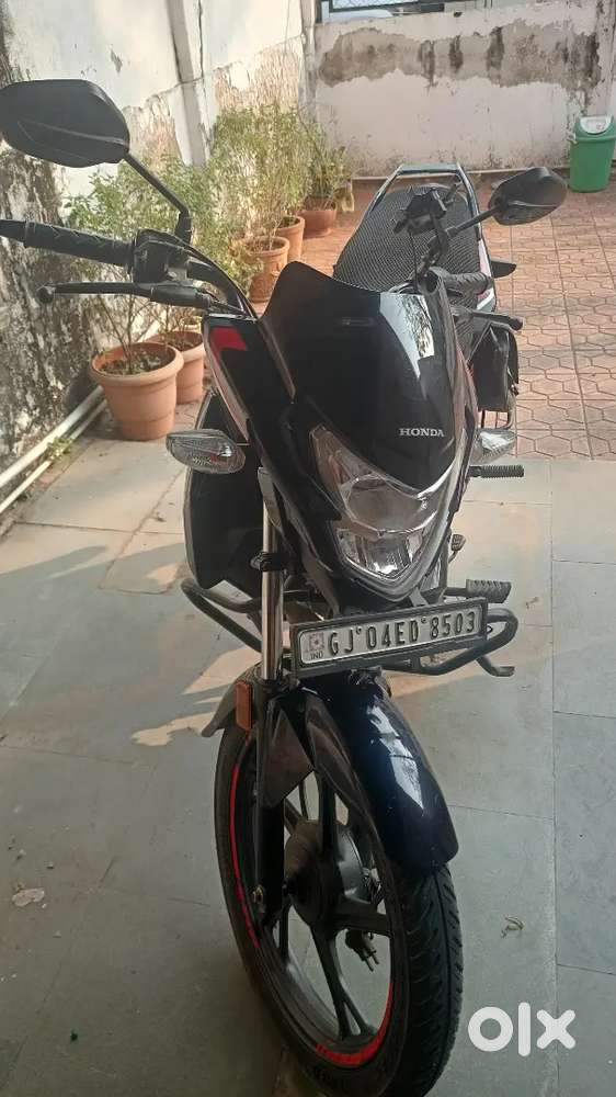 Sp125- urgently sell-single handed used