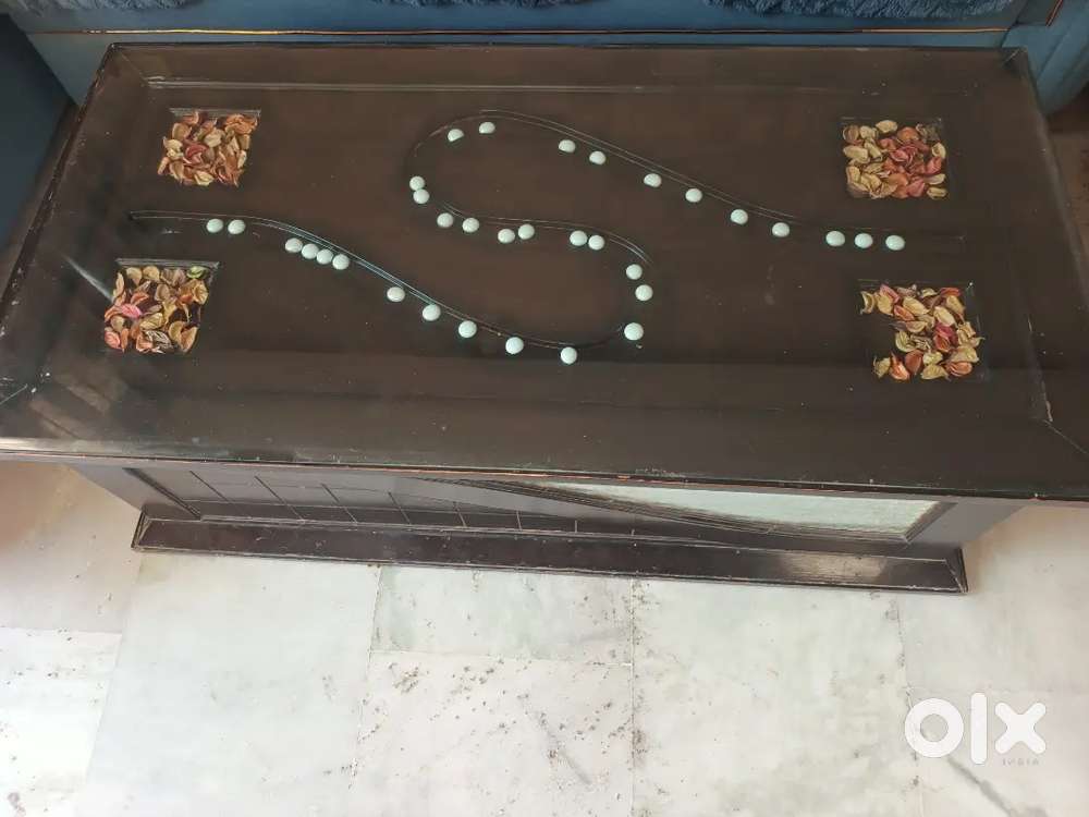 Centre table for sale