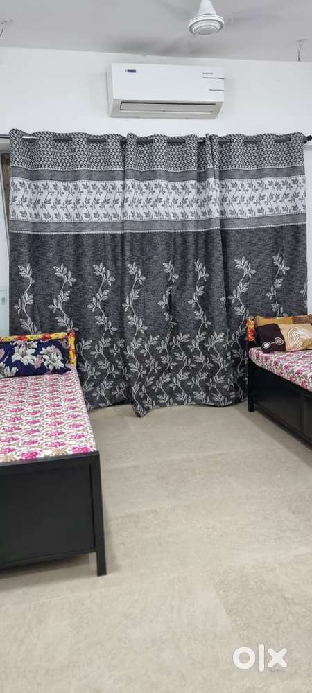 Double sharing Male pg andheri west near railway station walking