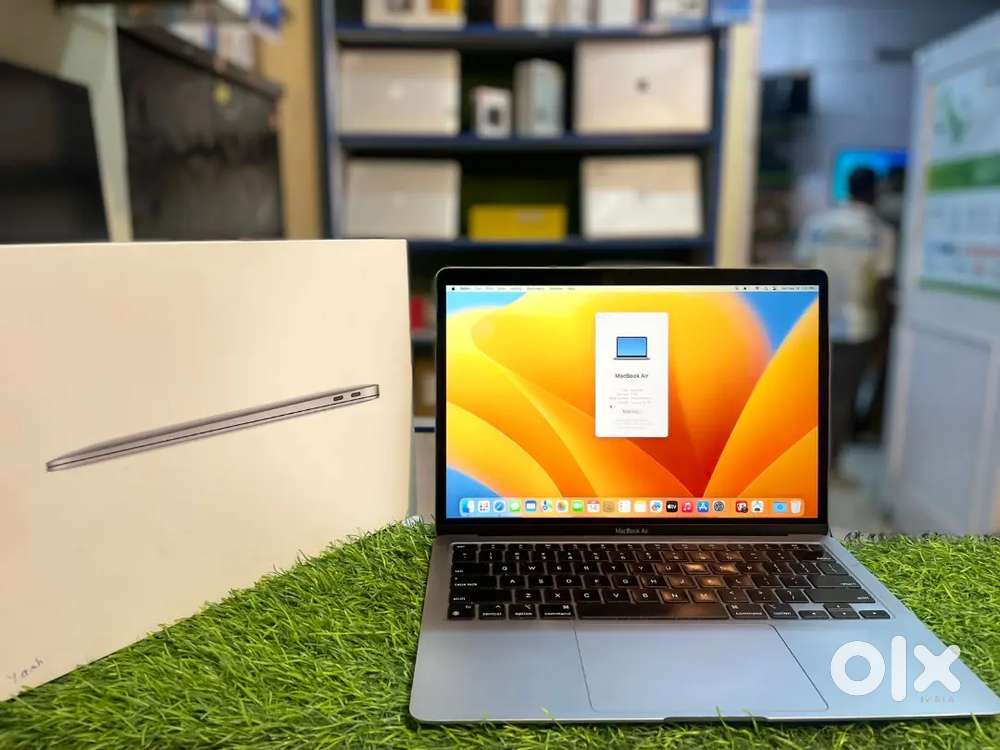 MACBOOK AIR M1 CHIP A2337 8GB RAM 512GB SSD WITH ALL ACCESSORIES