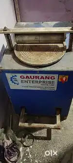 Semi automatic Papad Machine