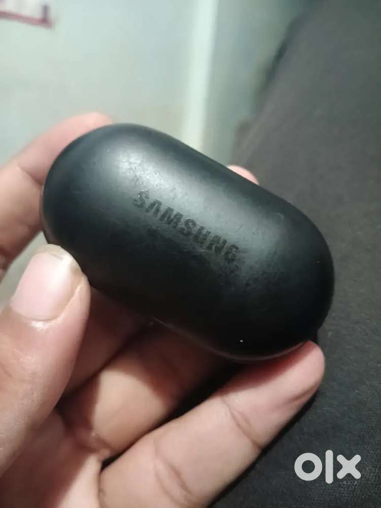 Ear buds selling price kam jada ho sakta hai