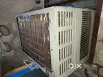 1.5 TON LG WINDOW A.C WITH COPPER CONDENSER