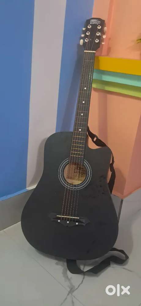 New Guiter only 2000