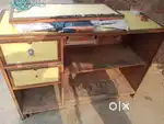 Dukan ka counter hai jisko Lena hai vo hi contact kare
