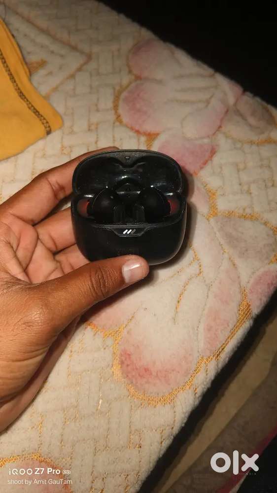 Jbl tune beam ear buds