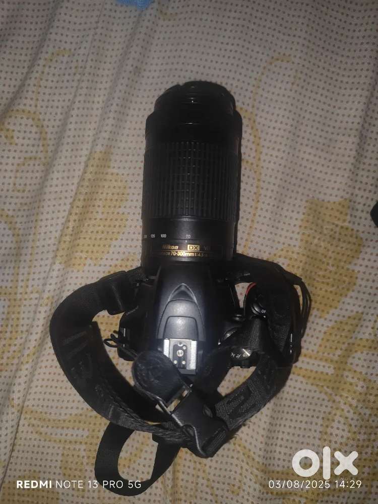 Nikon D3500 with orginal charger original battery and lenses