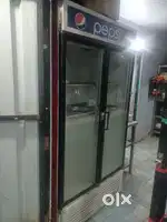 Commercial fridge full working