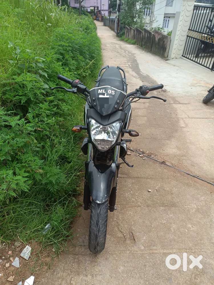 Yamaha FZ for sale