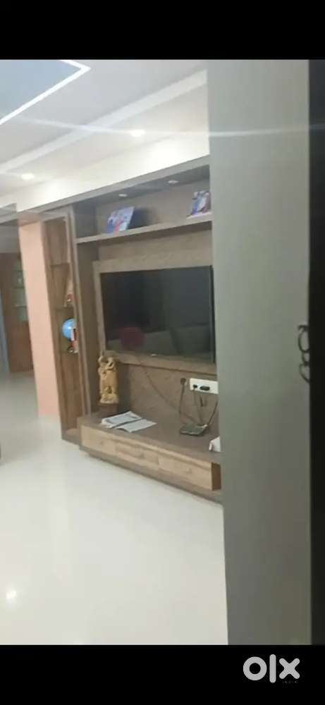 3 bedroom Furnished flat for rent