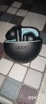 OPPO Enco Buds 2 with 28 Hours Playback and AI Deep Noise Cancellation