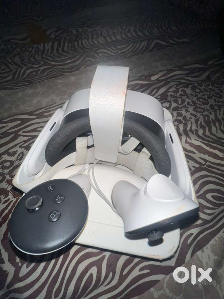 Meta Quest 3S (128GB) – Excellent Condition