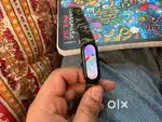 mi band 5 mint condition with charging cable