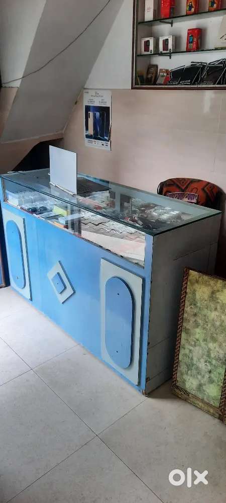 Mobile counter furniture Doble counter L shape for shop Good condition