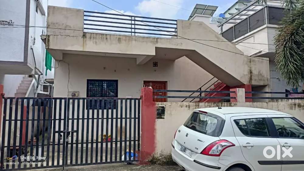 Independent House available For Office , family ,Girls