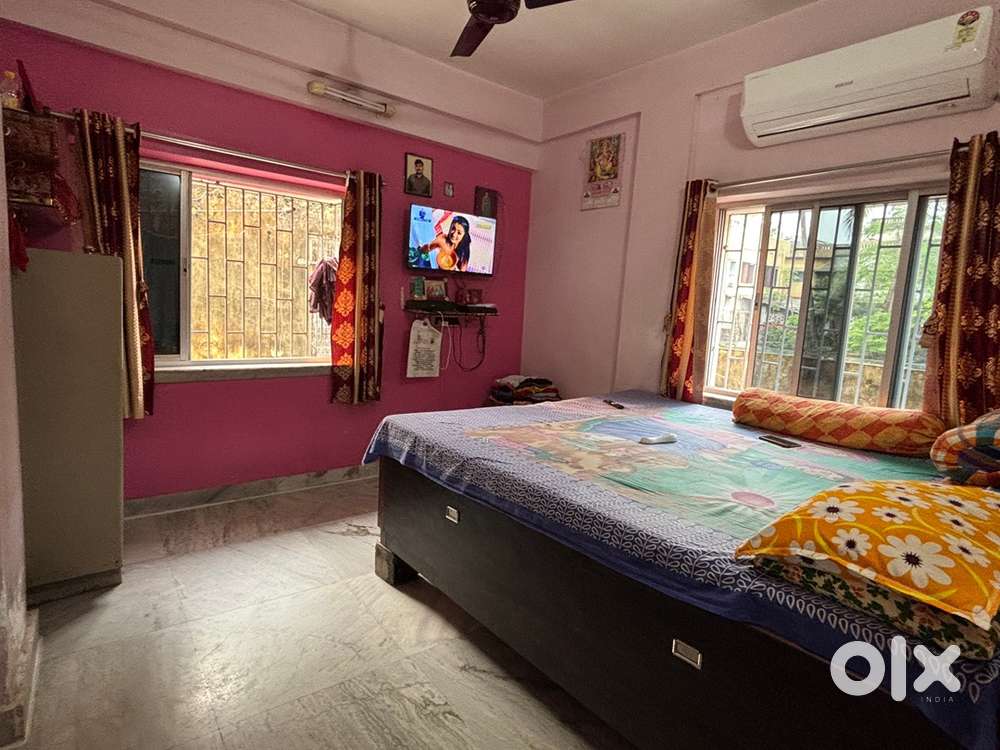 2 BHK RESALE FLAT FOR SALE AT THAKURPUKUR WALKING FROM METRO STAT
