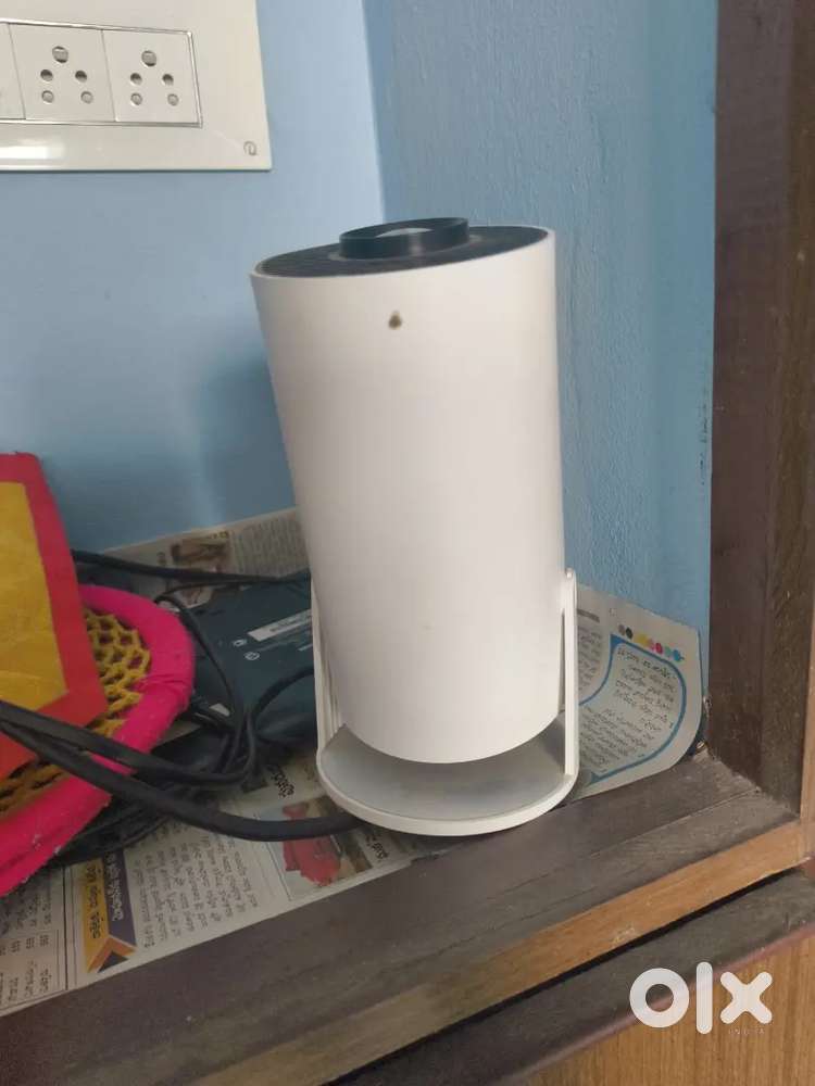 Projector and 2.1 speakers