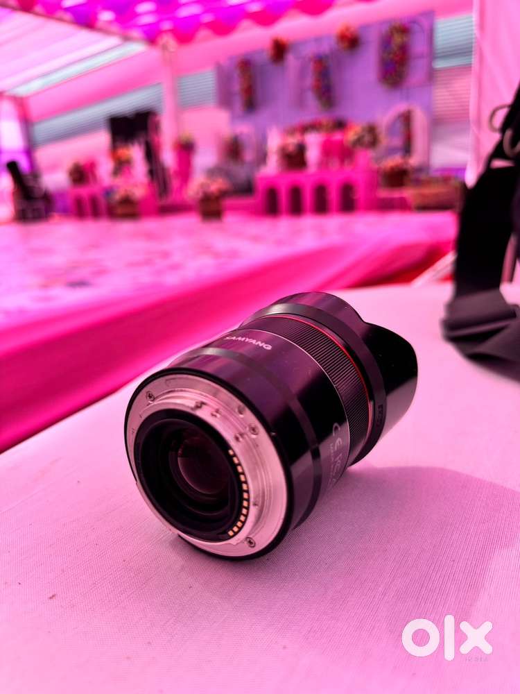 Samyang 35mm F 1.8 mount. Sony