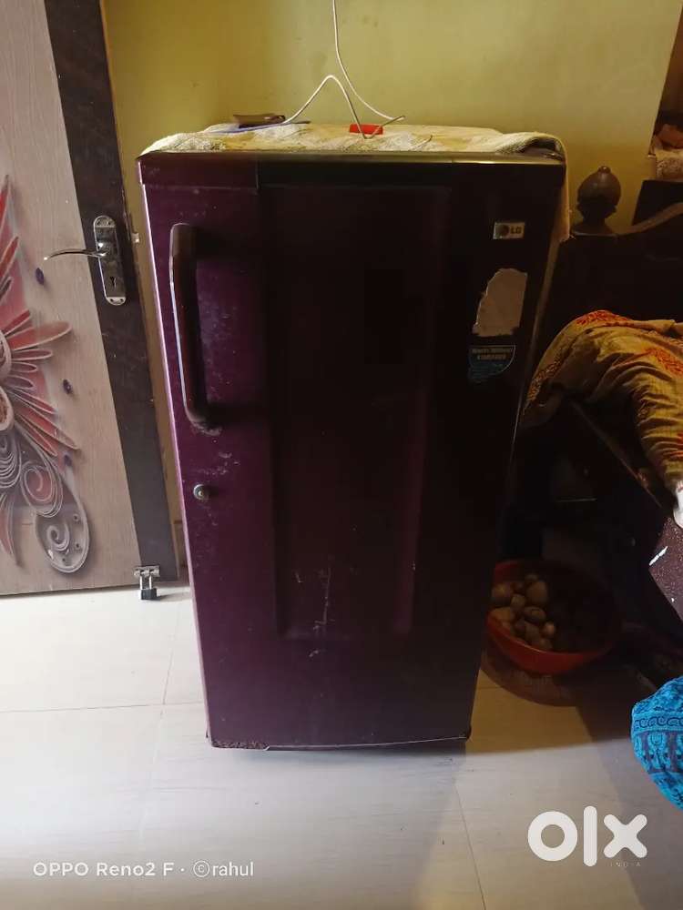 Single door fridge