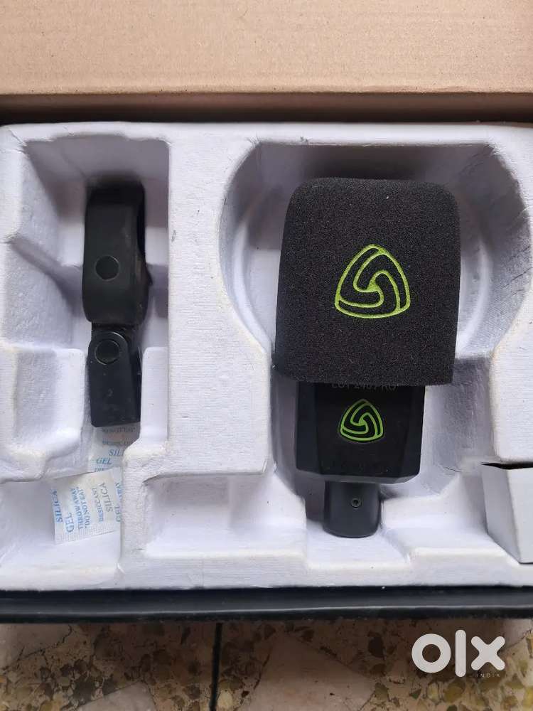 URGENT SALE CONDENSER MICROPHONE